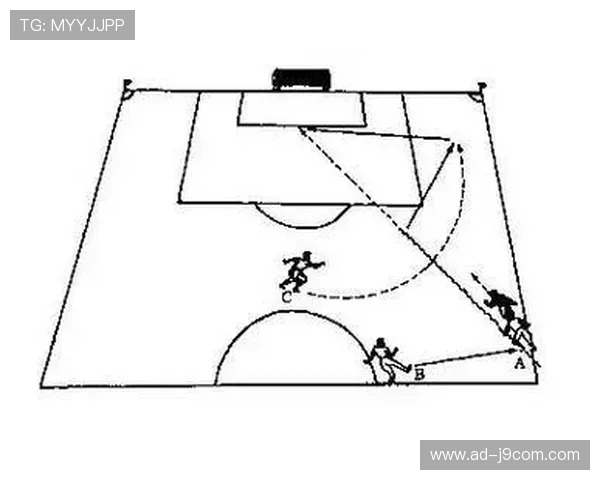 足球横穿技巧解析与实战应用 完美突破防线的关键技巧详解